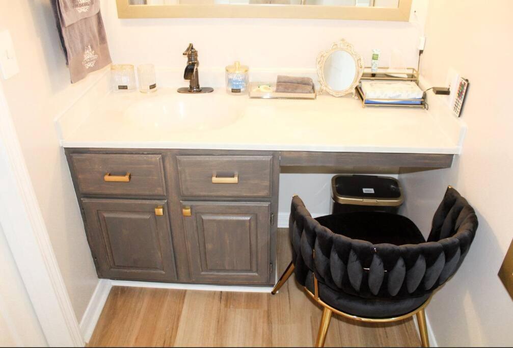 Cozy French Style Villa- 3 Bed-Casino-Pools-Jacuzzi Norwich Eksteriør billede
