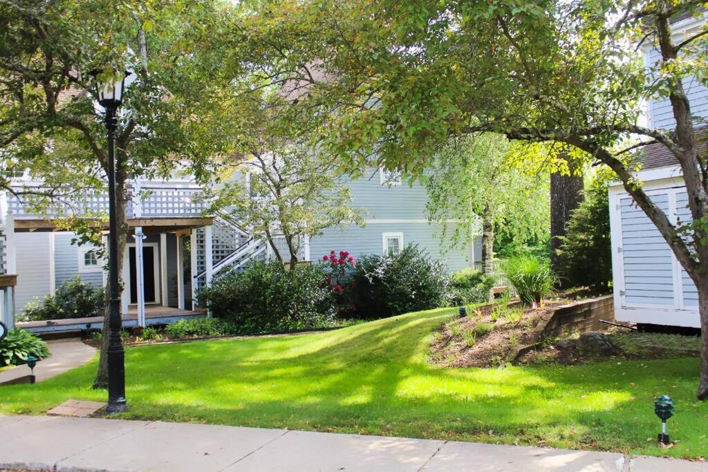 Cozy French Style Villa- 3 Bed-Casino-Pools-Jacuzzi Norwich Eksteriør billede